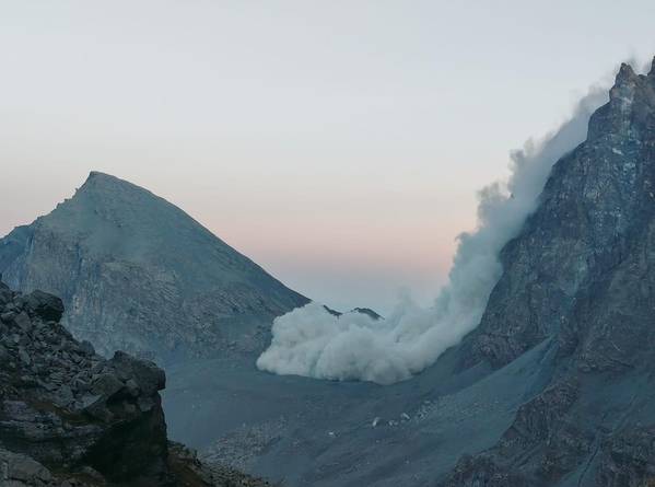 Miniature pour Important écroulement sur les parois du Mont Viso